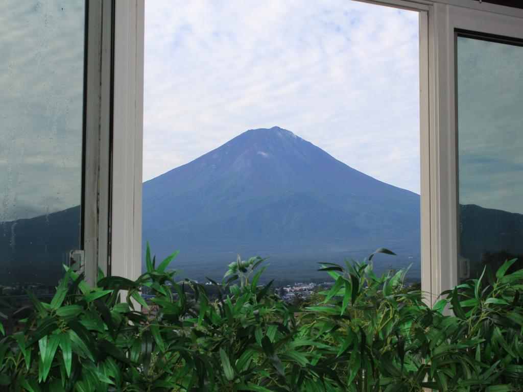 Fujikawaguchiko Crescendo Hotel Buitenkant foto